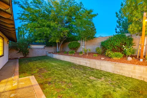 43920 Halcom Ave, Lancaster, CA 93536 photo 40