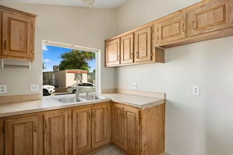 45131 28th St East St #27, Lancaster, CA 93535 photo 7