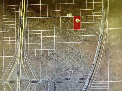 Near Sierra Hwy & Dawn Rd, Mojave, CA 93501