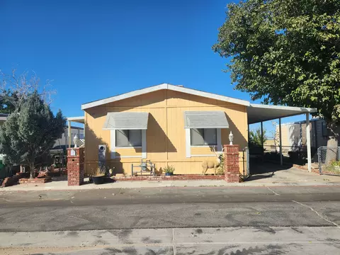 45800 Challenger Way N #137, Lancaster, CA 93535