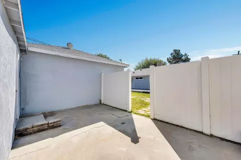 45403 Kingtree Ave, Lancaster, CA 93534 photo 25