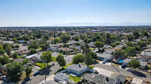 45403 Kingtree Ave, Lancaster, CA 93534 photo 32