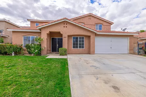 44247 Casa Nova Dr, Lancaster, CA 93536