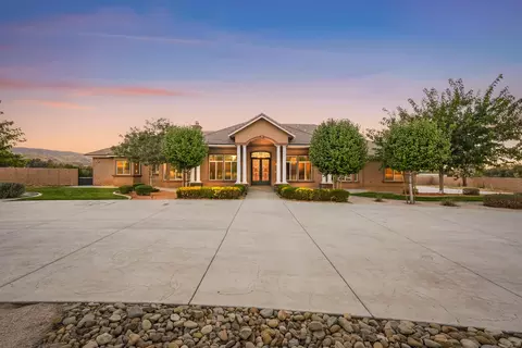 41035 30th St W, Palmdale, CA 93551