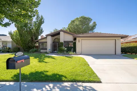 44345 31st St W, Lancaster, CA 93536