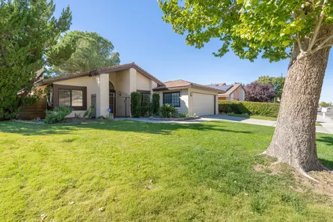 44345 31st St W, Lancaster, CA 93536 photo 2