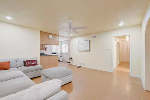 402 Moorehaven Dr E, Carson, CA 90746 photo 11