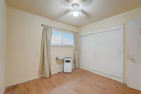 402 Moorehaven Dr E, Carson, CA 90746 photo 21