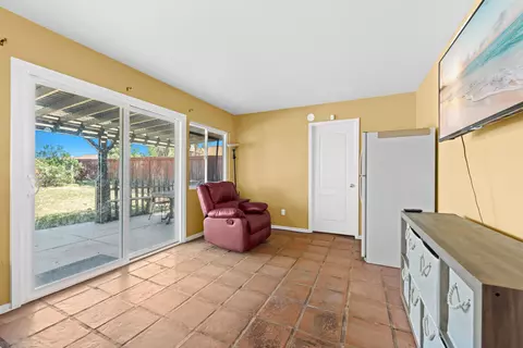 1847 Upper Ct, Palmdale, CA 93550 photo 5