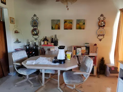 1017 Newgrove St E, Lancaster, CA 93535 photo 7