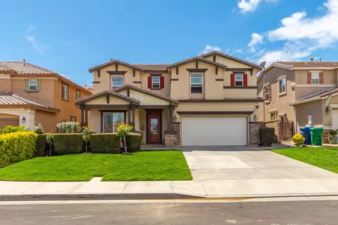 2450 Delicious Ln, Palmdale, CA 93551