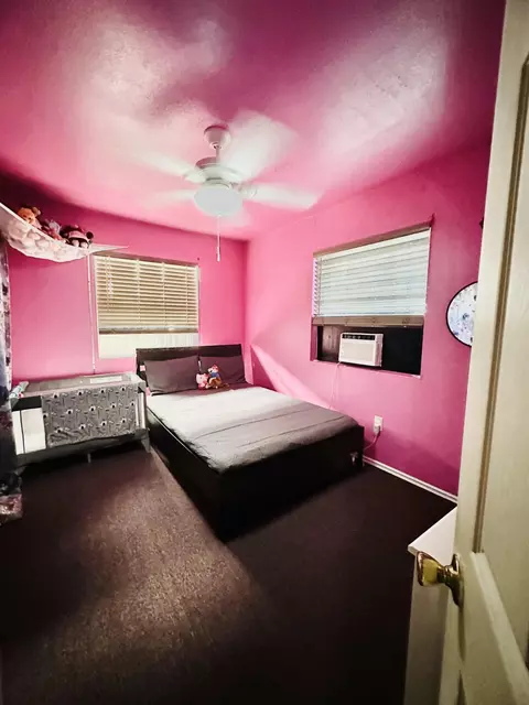 2040 Lucien St E, Compton, CA 90222 photo 9