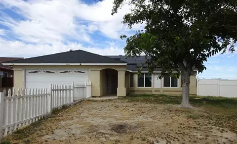 2201 Matthew Ave, Rosamond, CA 93560