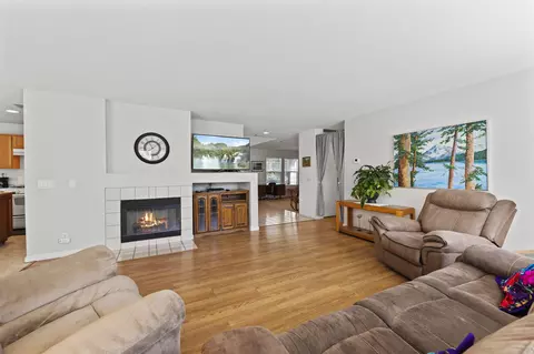 2054 Ave K 4 W, Lancaster, CA 93536 photo 3