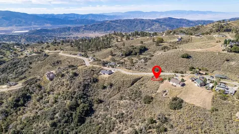 25540 Jacaranda Dr, Tehachapi, CA 93561 photo 8