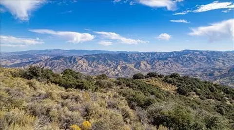 25540 Jacaranda Dr, Tehachapi, CA 93561 photo 7
