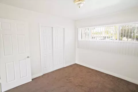 428 Langhorn St, Lancaster, CA 93535 photo 9