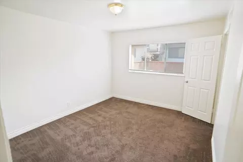 428 Langhorn St, Lancaster, CA 93535 photo 10