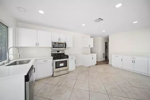 42655 25th St W, Lancaster, CA 93536 photo 8