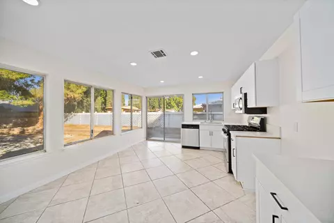 42655 25th St W, Lancaster, CA 93536 photo 5
