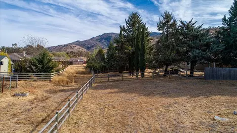 Arlington Place, Tehachapi, CA 93561 photo 7