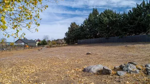 Arlington Place, Tehachapi, CA 93561