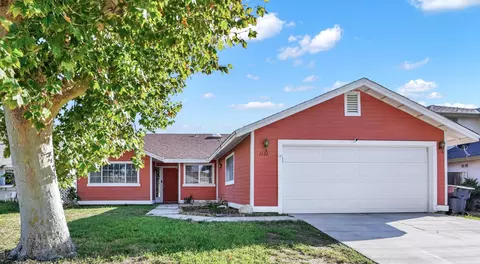 1626 Kettering St E, Lancaster, CA 93535