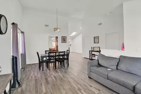 1626 Kettering St E, Lancaster, CA 93535 photo 10