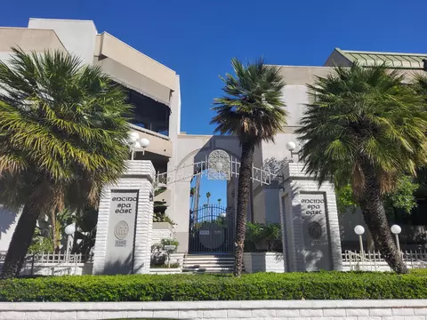 5340 Yarmouth Ave #107, Encino, CA 91316