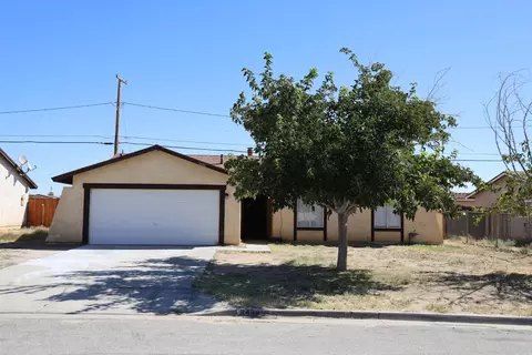 3448 Roxbury St W, Rosamond, CA 93560