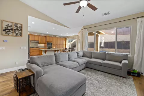 6550 Lacolle Pl, Lancaster, CA 93536 photo 10