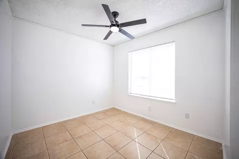 42908 Alep St, Lancaster, CA 93536 photo 11