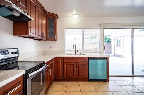 42908 Alep St, Lancaster, CA 93536 photo 5