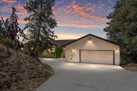 29980 Starland Dr, Tehachapi, CA 93561