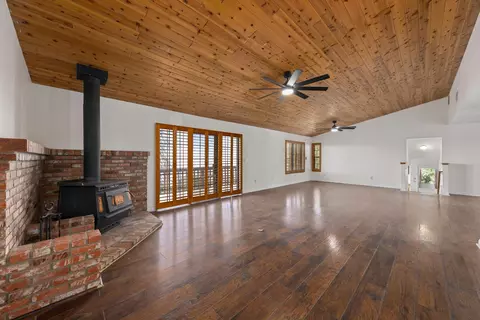 29980 Starland Dr, Tehachapi, CA 93561 photo 8