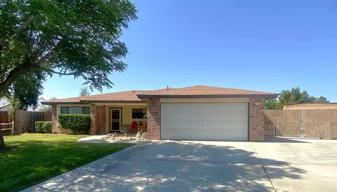 1101 Faith Ct, Ridgecrest, CA 93555