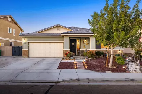 4243 Ivesbrook St W, Lancaster, CA 93536