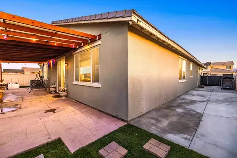 4243 Ivesbrook St W, Lancaster, CA 93536 photo 29