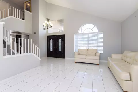 3852 Southview Ct, Palmdale, CA 93550 photo 6