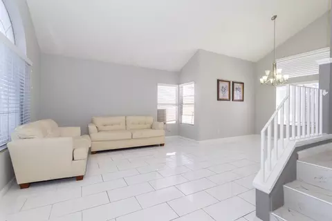 3852 Southview Ct, Palmdale, CA 93550 photo 5