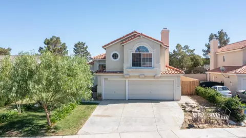 3852 Southview Ct, Palmdale, CA 93550 photo 2