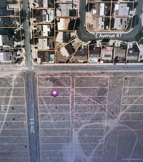 27 Th St E #STE VIC, Palmdale, CA 93550