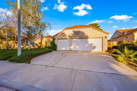 39524 Victoria St, Palmdale, CA 93551