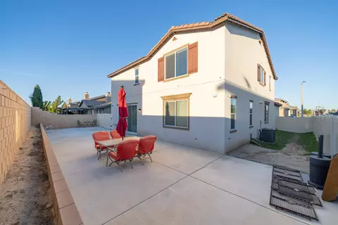 44027 Bayberry Rd, Lancaster, CA 93536 photo 4