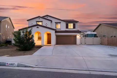 44027 Bayberry Rd, Lancaster, CA 93536