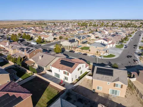 44027 Bayberry Rd, Lancaster, CA 93536 photo 44