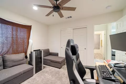 44027 Bayberry Rd, Lancaster, CA 93536 photo 24