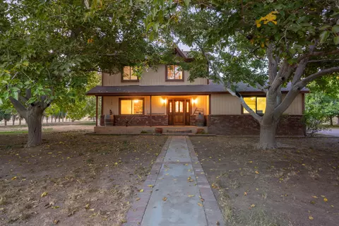 3918 45th St W, Rosamond, CA 93560