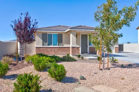 45135 Landing Pl, Lancaster, CA 93536