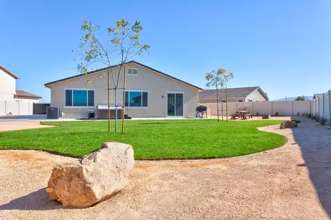 45135 Landing Pl, Lancaster, CA 93536 photo 38